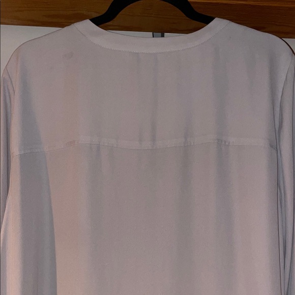 Simply Vera Vera Wang Light Pink Tunic with Navy Sleeve Embroidery - Picture 7 of 7
